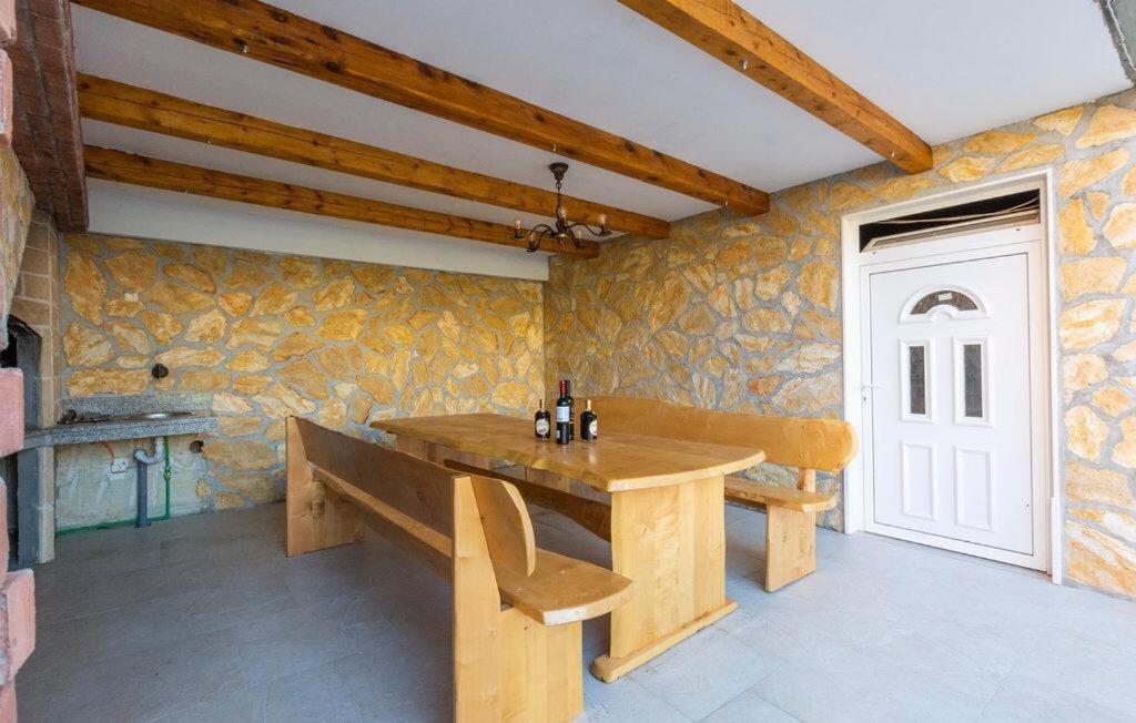 Apartments Karlo Подстрана Екстер'єр фото