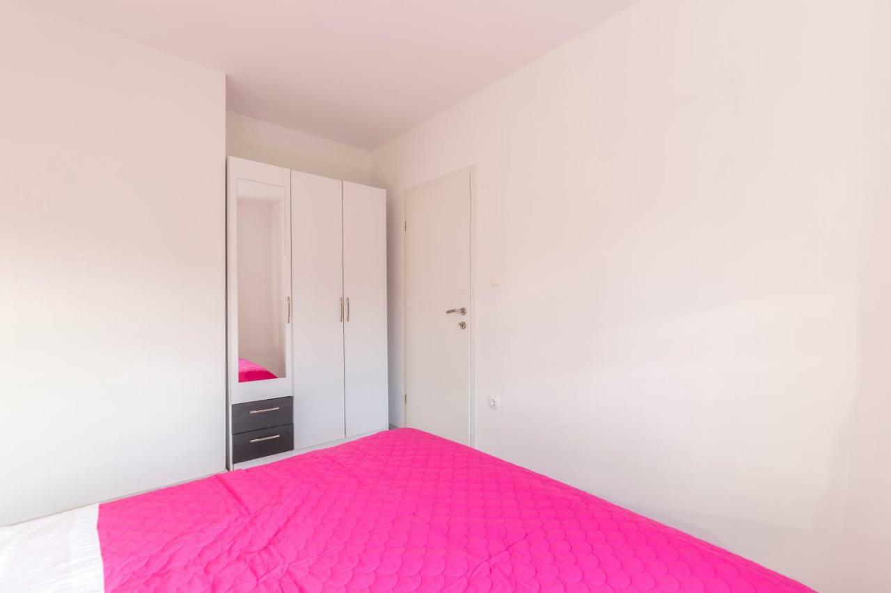 Apartments Karlo Подстрана Екстер'єр фото